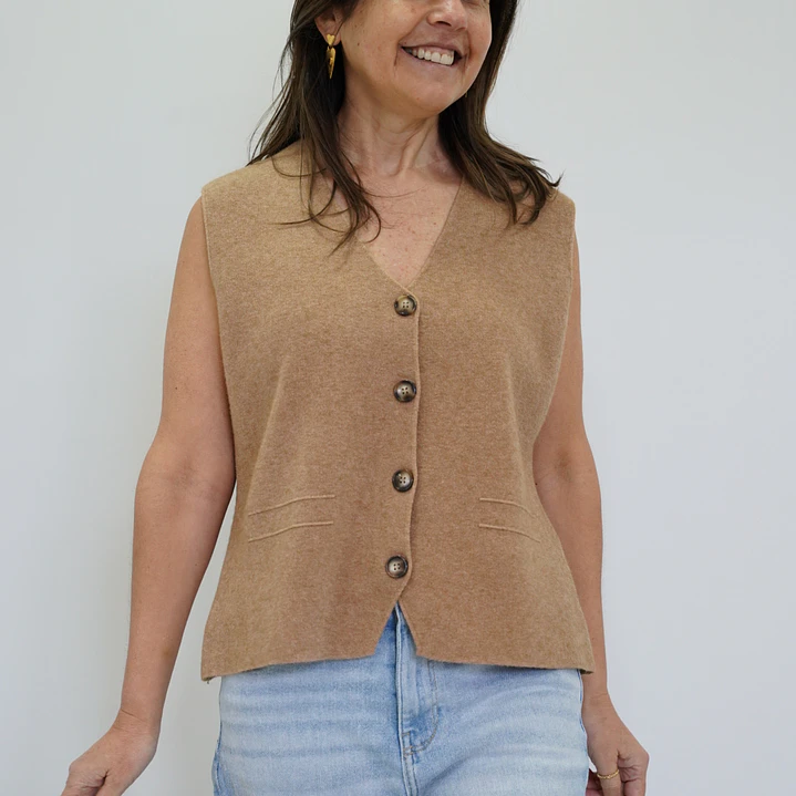 Chaleco Rita Camel 1