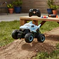 Monster Truck A Control Remoto Monster Jam Escala 1:24, Megalodon Azul Claro Spin Master 3+ - Miniatura 7