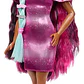 Barbie Totally Muñeca Cabello Arcoíris Extra Largo Ondulado Hkt99 - Miniatura 5