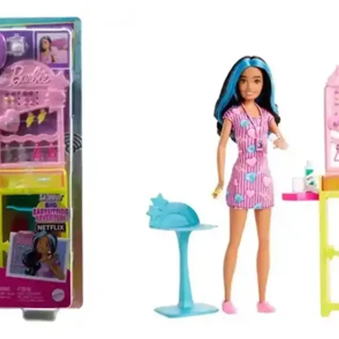 Barbie Set De Juego Skipper Perforadora De Orejas 2