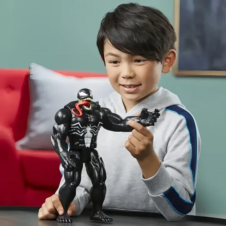Figura Hasbro De 30 Cm De Venom Marvel Spiderman Titan Hero 6
