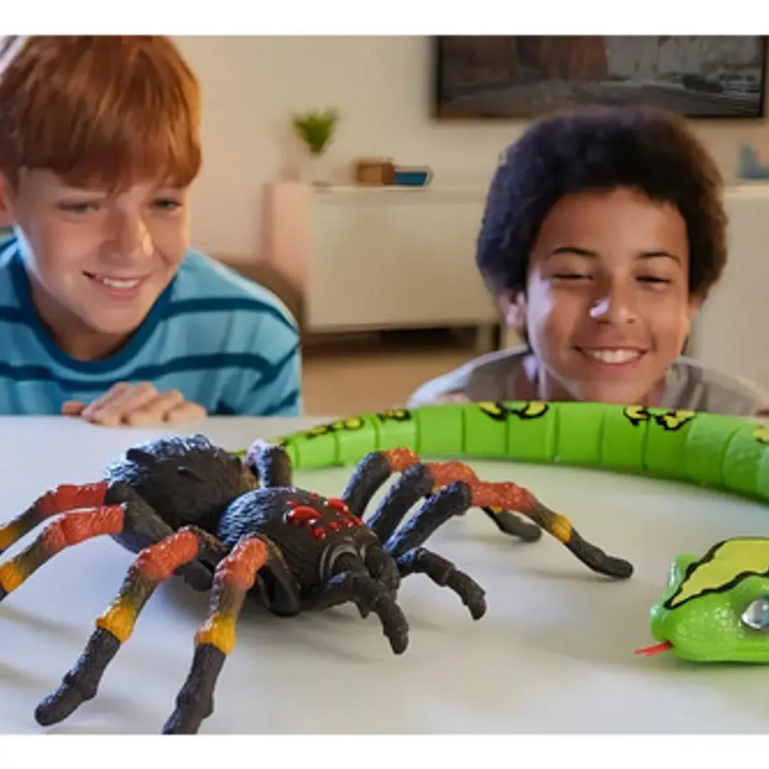 Tarántula Robótica Negro Robo Alive 38 Cm Camina Pilas Tarántula Gigante 4