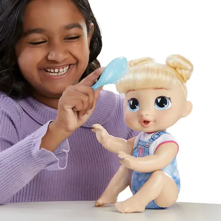 Baby Alive Muñeca Harper Hugs Juega Y Gatea Sonidos Hasbro 7