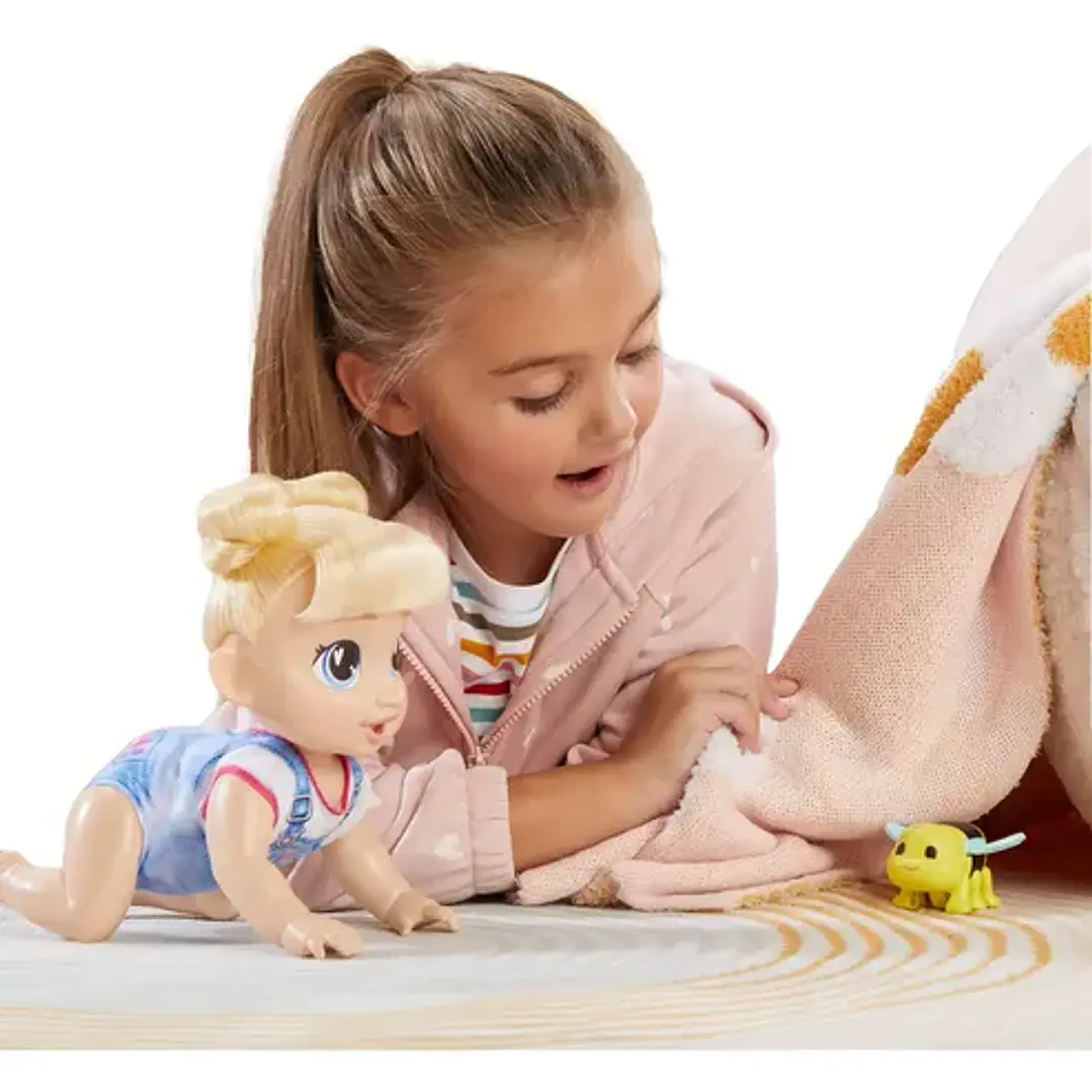 Baby Alive Muñeca Harper Hugs Juega Y Gatea Sonidos Hasbro 9