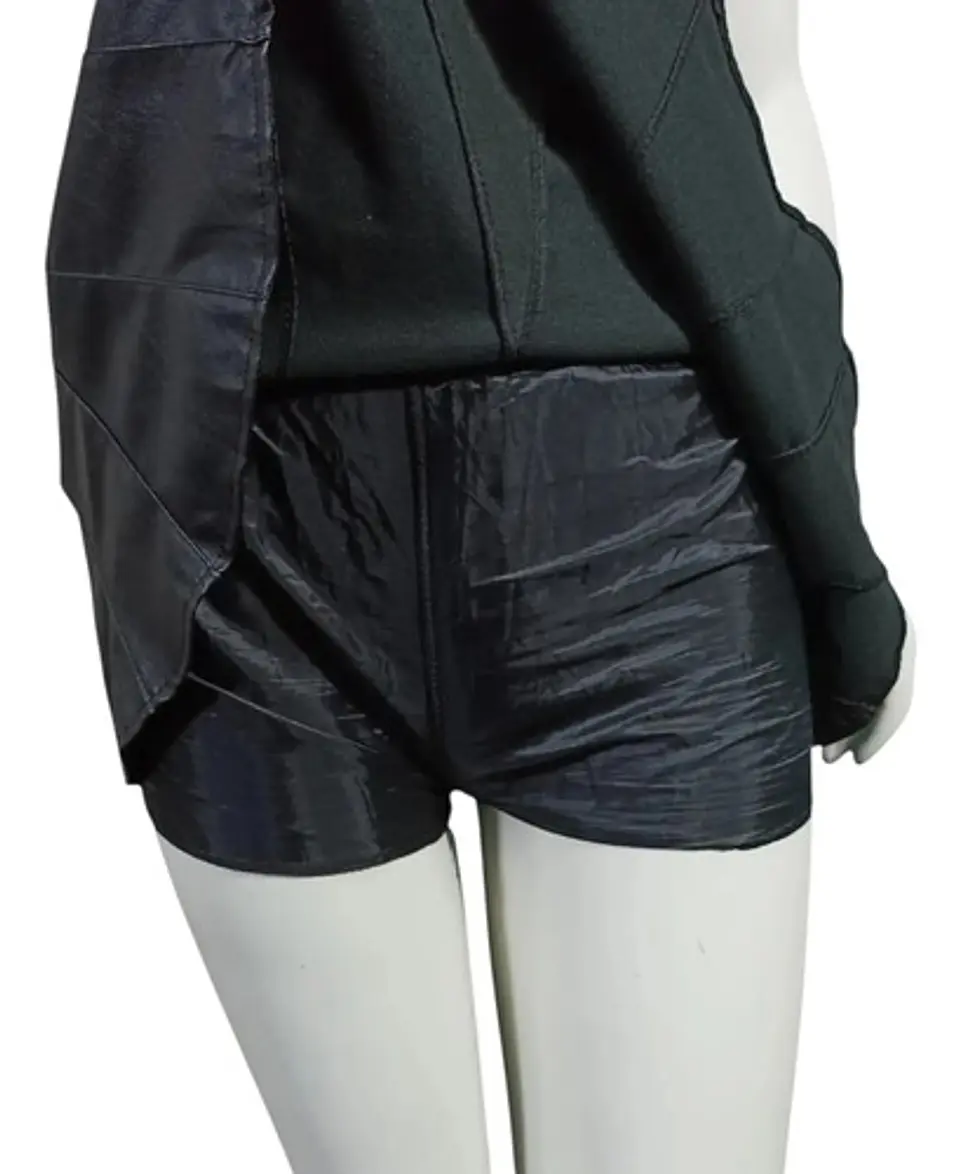 Mini Falda Negra De Cuero Sintético Con Vuelos - Talla M 8