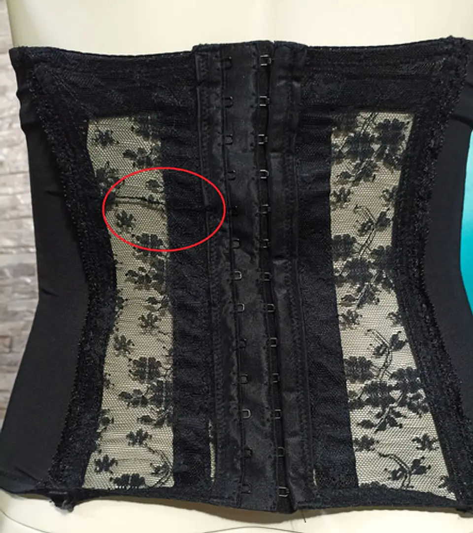 Corset Lencero Negro Con Porta Liga - La Senza  Talla M 9
