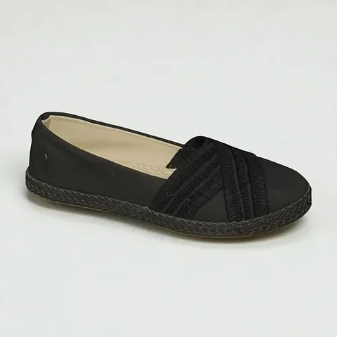 Alpargatas UGG Modelo Ynez Lona Negra Mujer - Talla 37.5