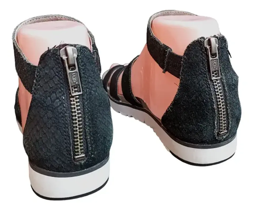 Sandalias Planas Marca Ugg Modelo Zina Gladiator - Talla 35 6