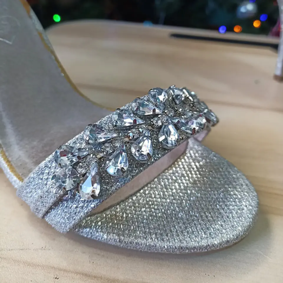 Sandalia Tacón Con Diamantes Imitación Para Mujer 38 / 38.5 4