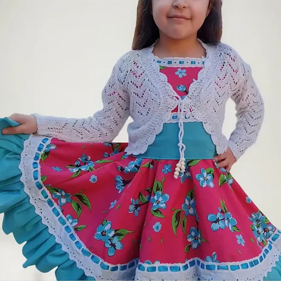 Bolero de Hilo Tejido A Mano Para Vestidos de Huasitas Niñas 1
