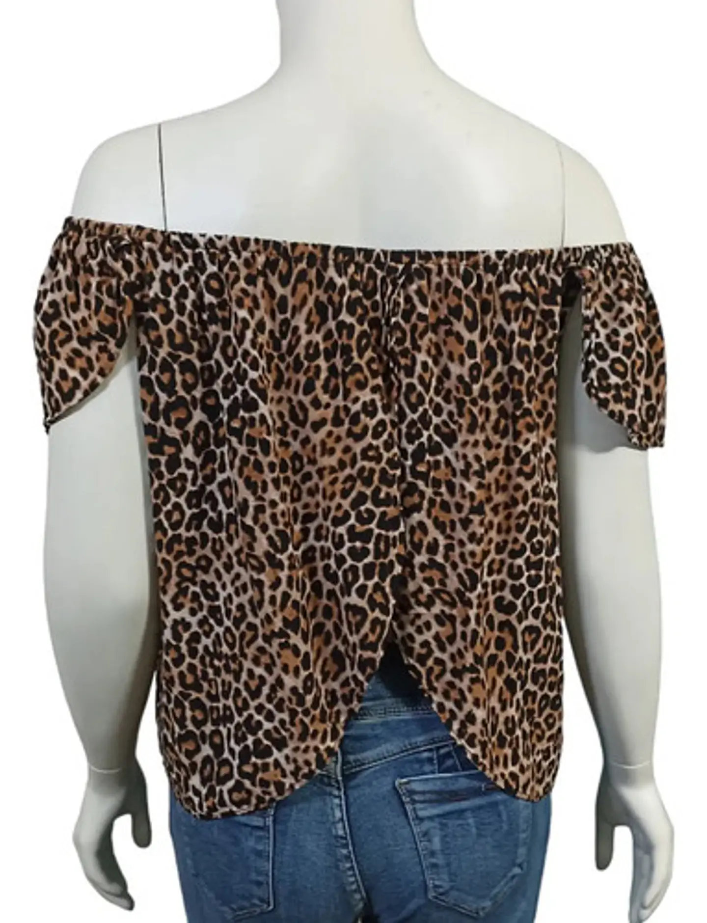 Blusa Leopardo Mossimo Hombros Descubiertos - Talla M 4