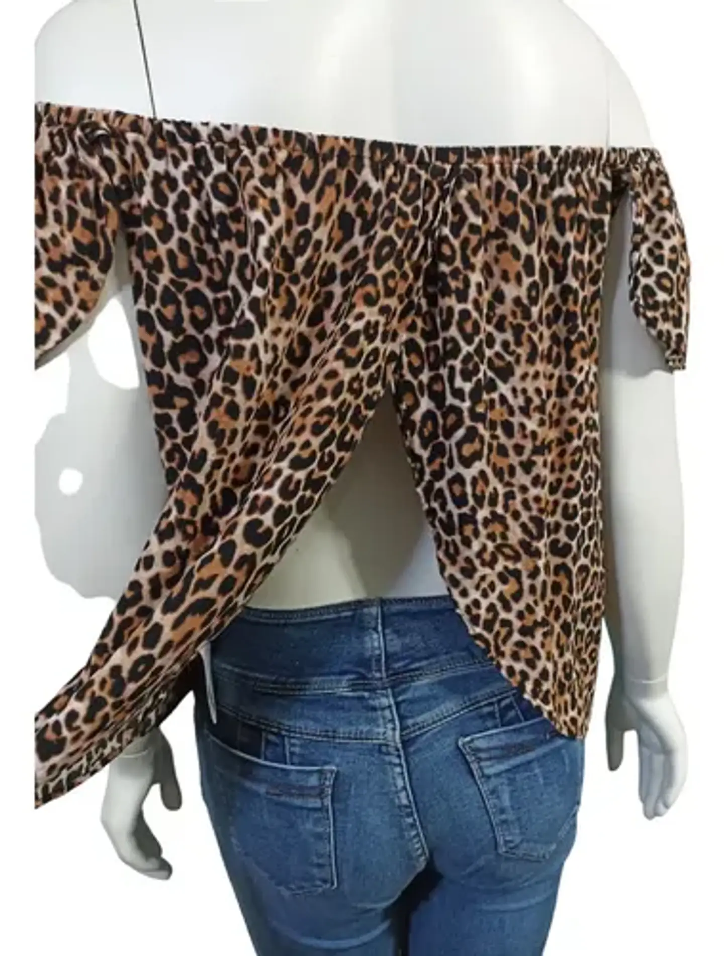 Blusa Leopardo Mossimo Hombros Descubiertos - Talla M 5