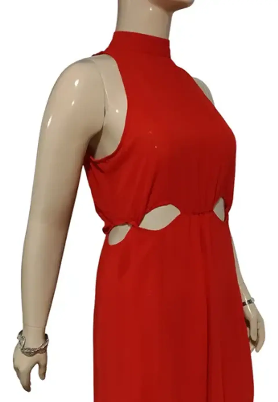 Vestido Rojo De Fiesta - Noche  Con Aberturas Y Cuello Alto 4