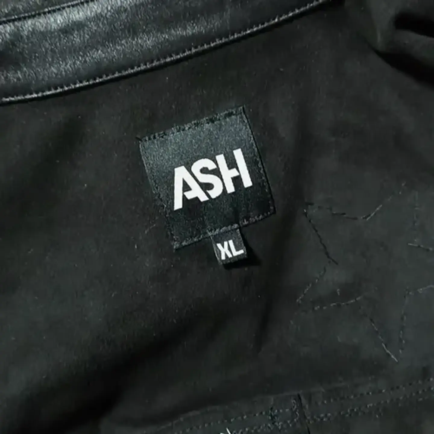Sobre camisa Ash De Velvet Y Aplicación de Lentejuelas - Talla XL 9