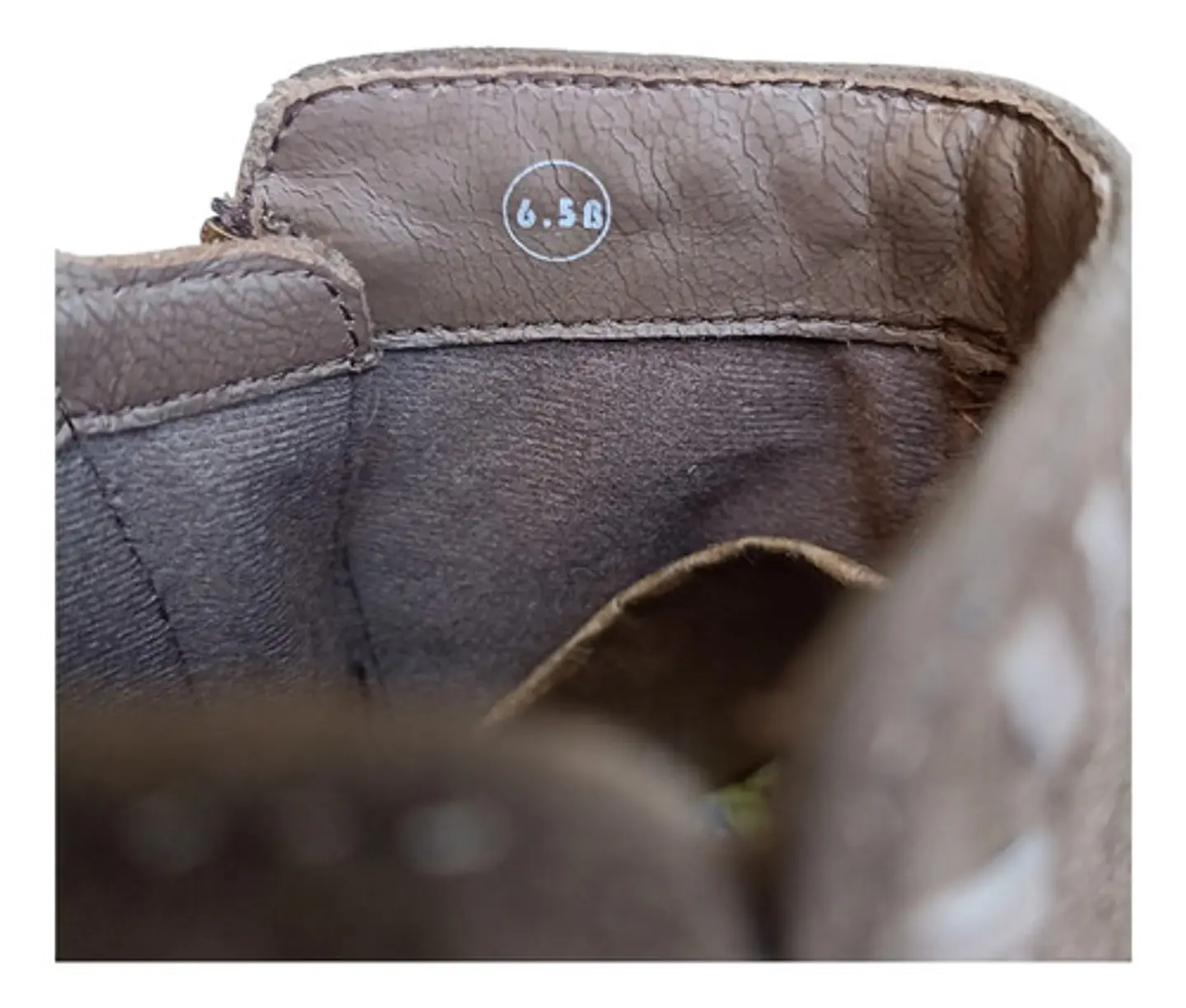 Botín Earthies Cuero Gamuza Y Flecos Talla 36.5 - Sin Uso 8