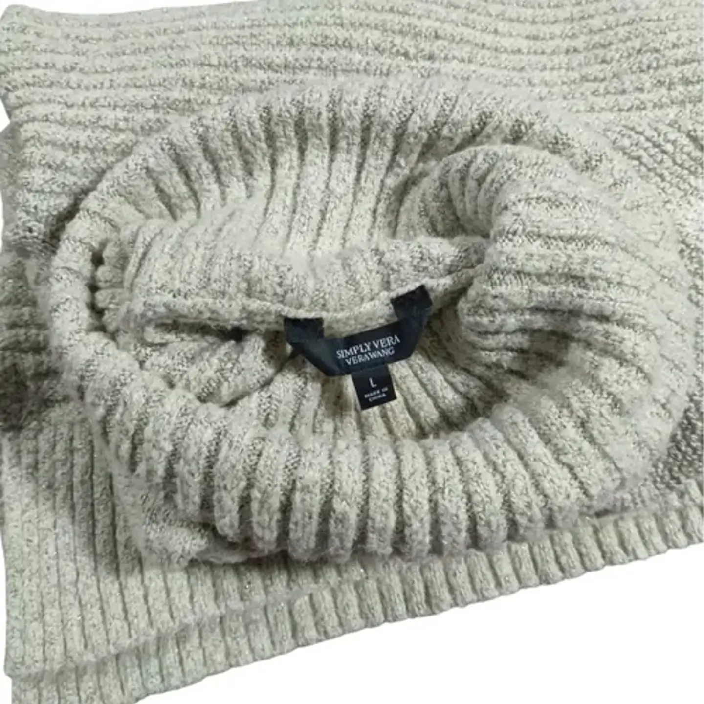 Sweater De Cuello Alto Vera Wang Gris Con Brillos - Talla L 10