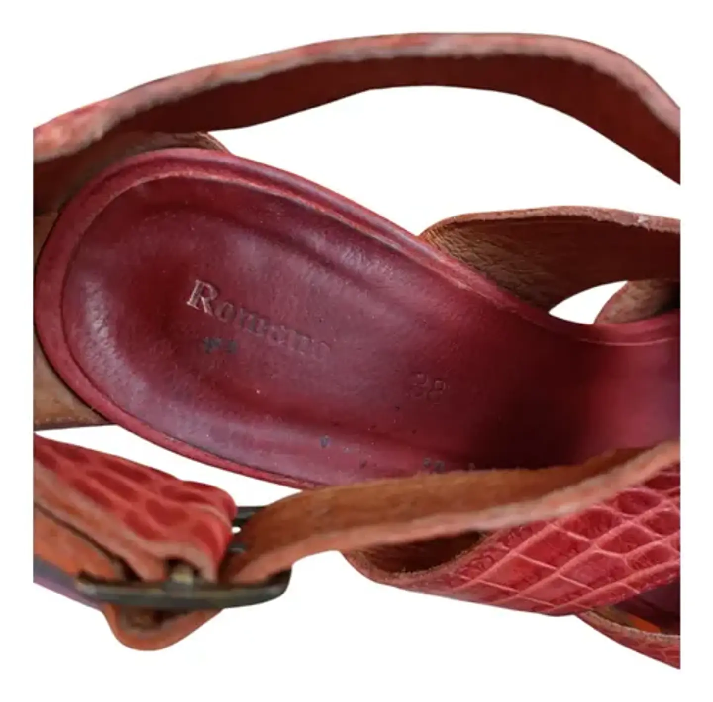 Sandalia Roja Marca Romano 100% Cuero - Talla 38 9
