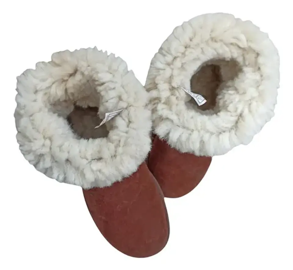 Bota UGG Modelo Classic Short Castaño - Talla 35 7