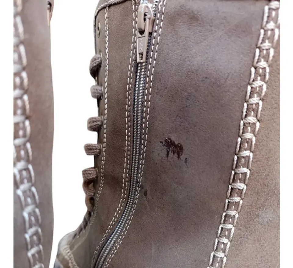 Botín Plano Tipo Zapatilla Ruff Hewn Cuero -  Talla 38.5 7