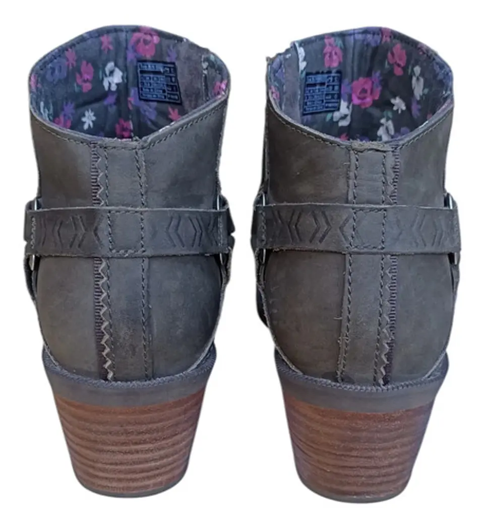 Botín 100% Cuero Verde Musgo Marca Teva - Talla 38 5