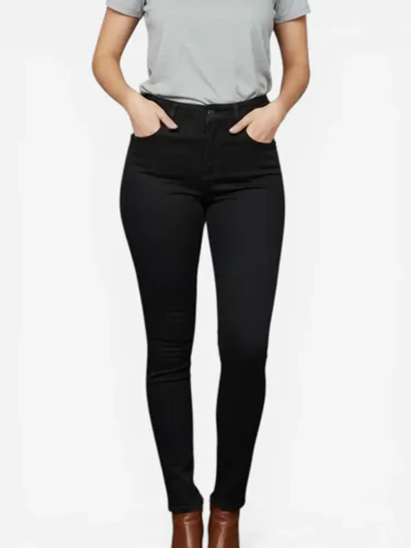 Jeans Wados Negro Pitillo Push Up Talla 40 - Semi Nuevo 1