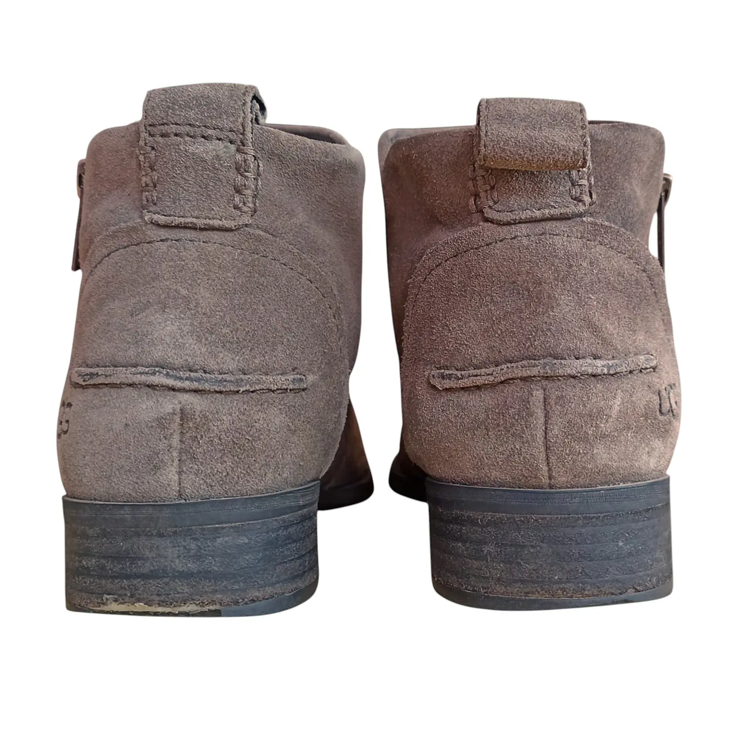 Botín UGG Cuero Gamuza Modelo Auero Waterproof Talla 39.5 4