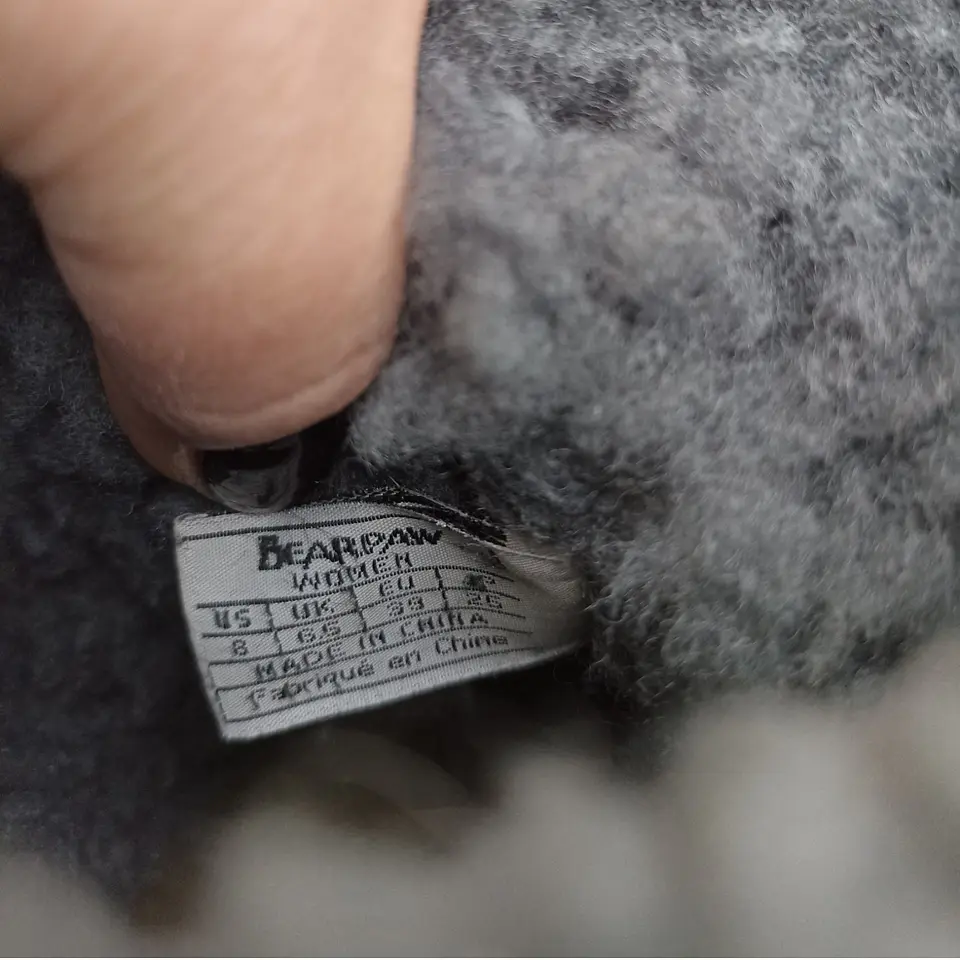 Botín Bearpaw Emma Short Gamuza Y Forro De Lana -  Talla 38 9