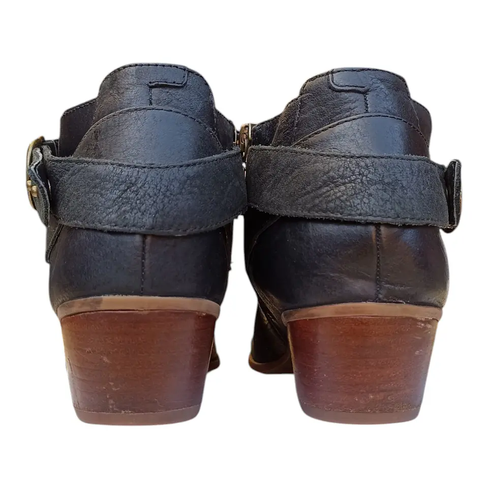 Botín Negro Clarks De Cuero Genuino Con Taco - Talla 38  6