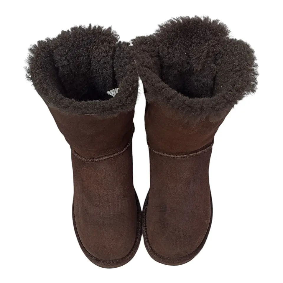 Bota Ugg Bailey Bow Chocolate Cuero y Lana de Oveja - Talla 36 3