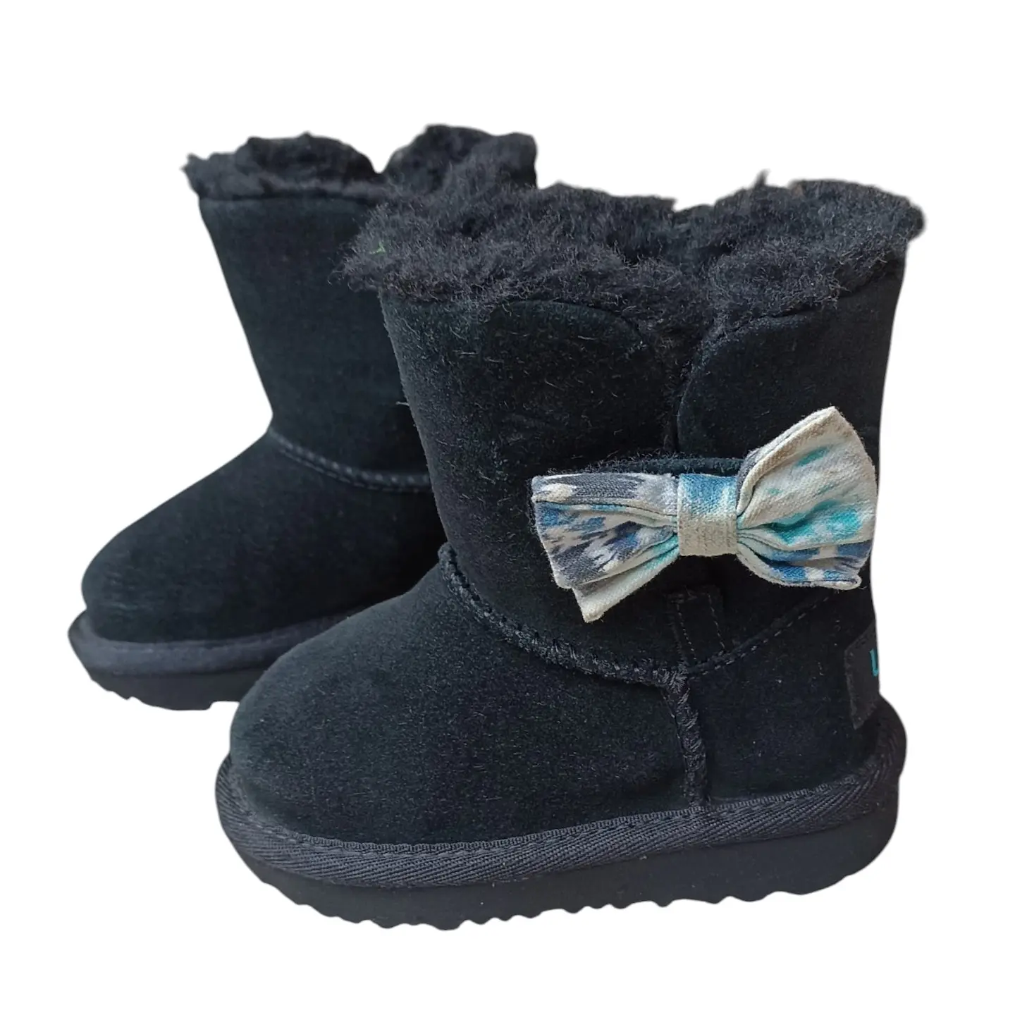 Botas UGG Kenzie Tie Dye Bow Para Niñas Pequeñas Talla 22 4