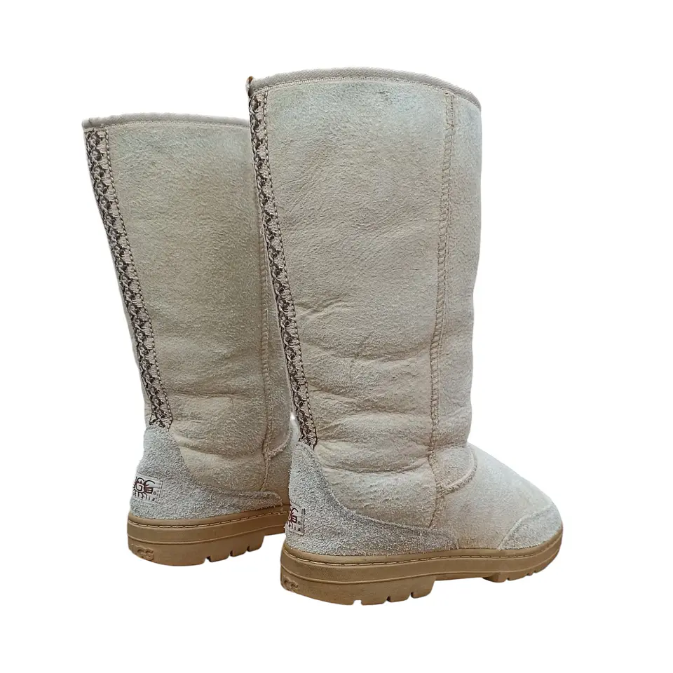 Bota UGG Australia Modelo Vintage Ultra Tall - Talla 39 a 39.5 5