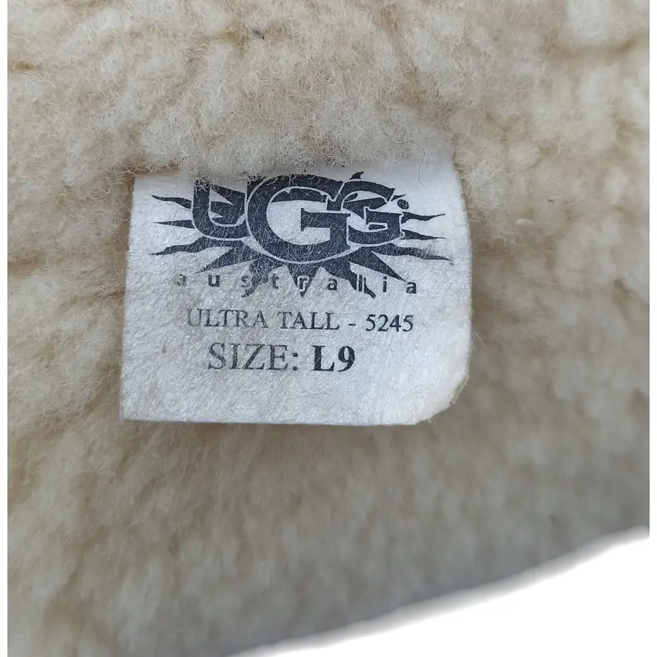 Bota UGG Australia Modelo Vintage Ultra Tall - Talla 39 a 39.5 9