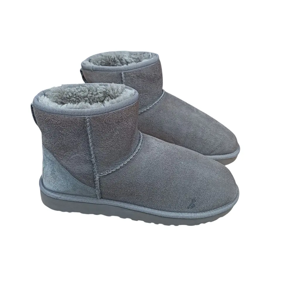 Bota UGG Classic Mini Sheepskin Gris - Talla 40 (27cm) 4