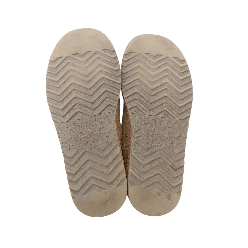 Bota Marca UGG Classic Short Marrón - Talla 37 9