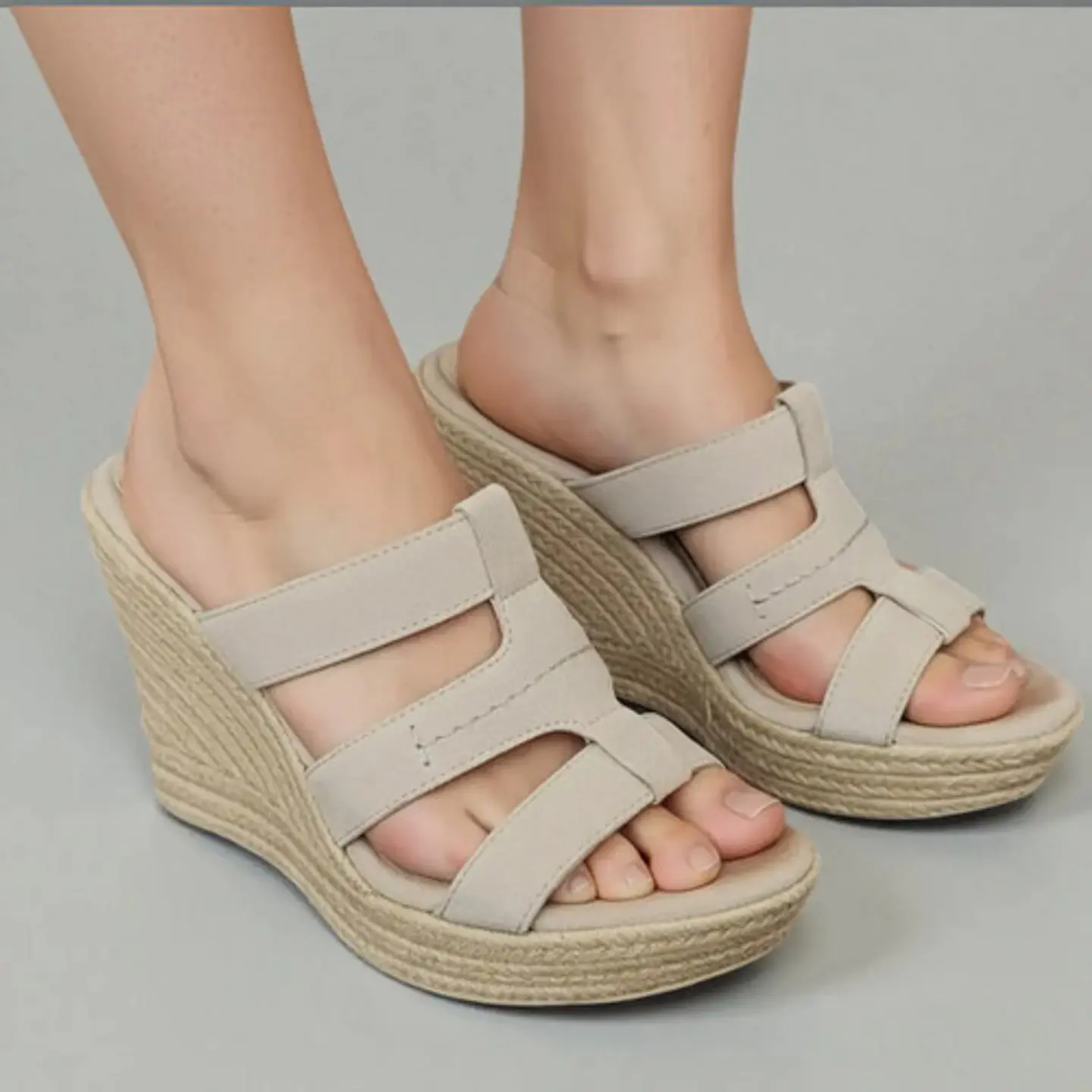 Sandalias De Cuña Marca Ugg Modelo Tawnie Beige Talla 38 1