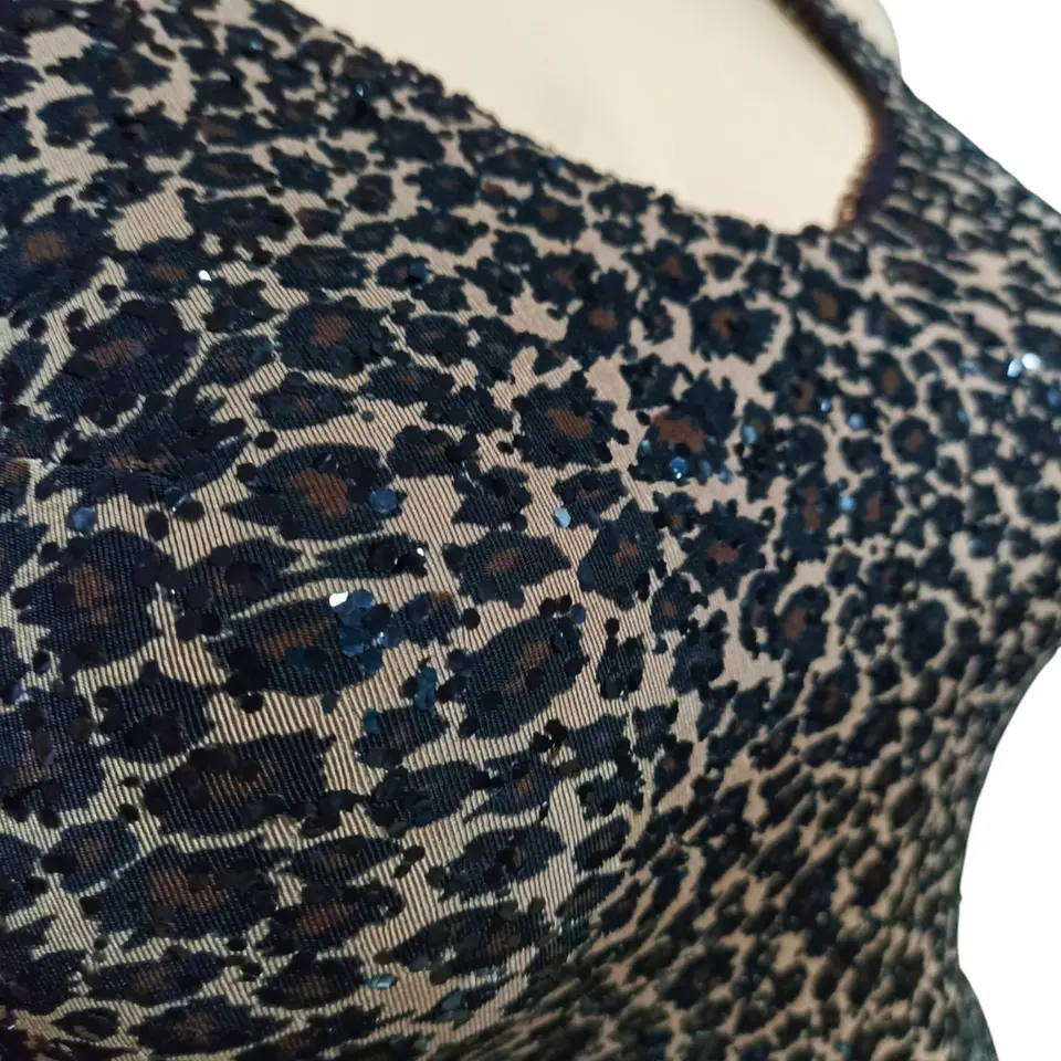 Vestido de Fiesta Ajustado Animal Print - Talla M 7