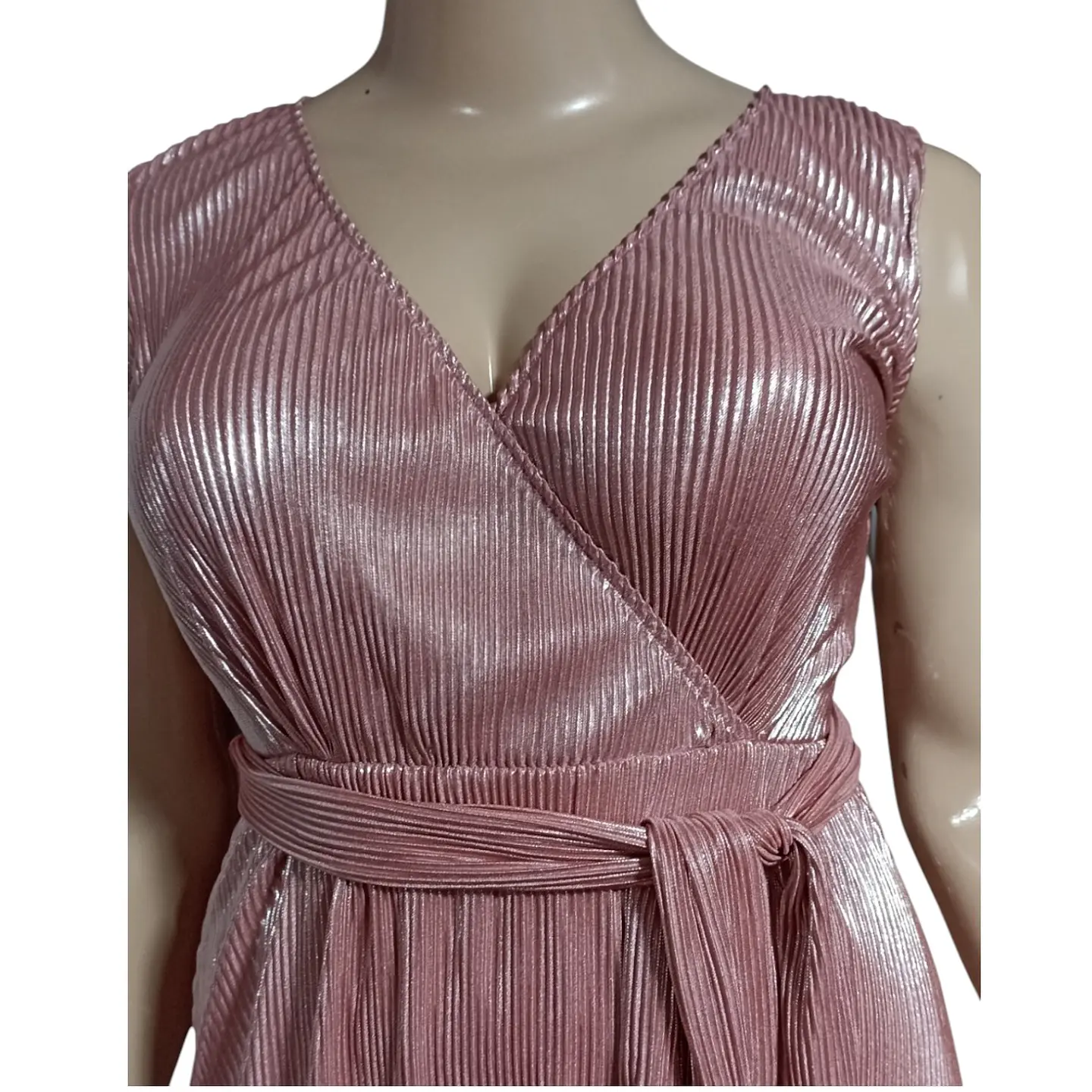 Vestido de Fiesta Midi Plisado Rosa Metalizado - Talla L 6