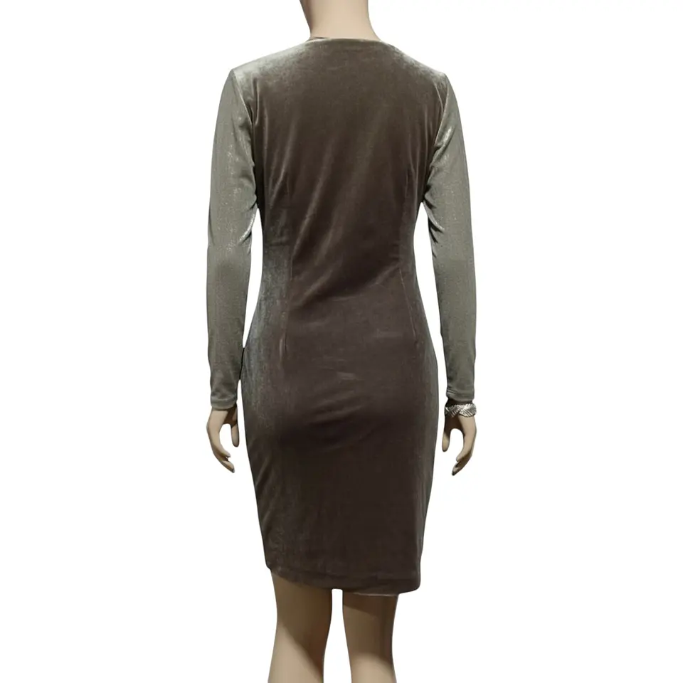 Vestido Fiesta de Terciopelo Plateado con Manga Larga Metalizada 6