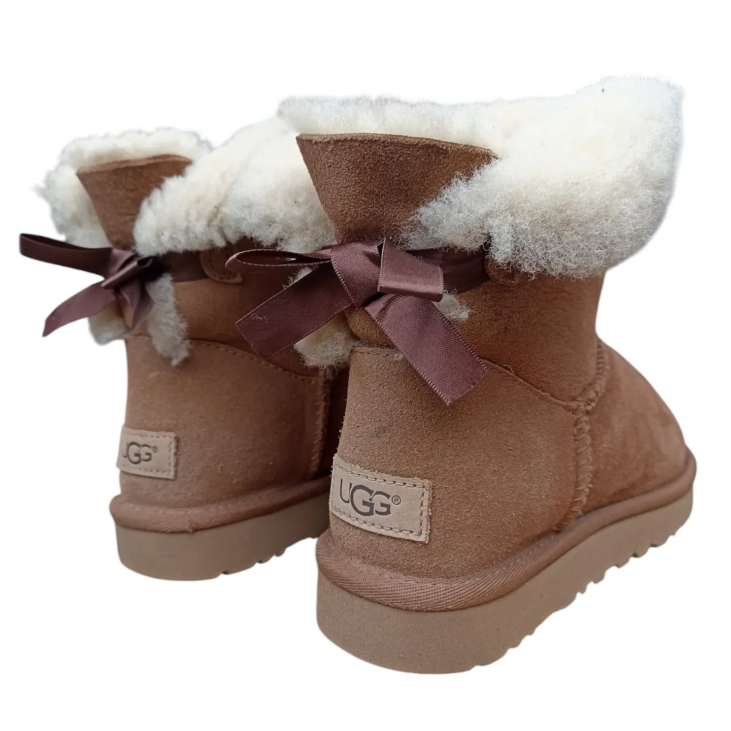 Bota UGG Modelo Mini Bailey Bow Sheepskin- Talla 37 5