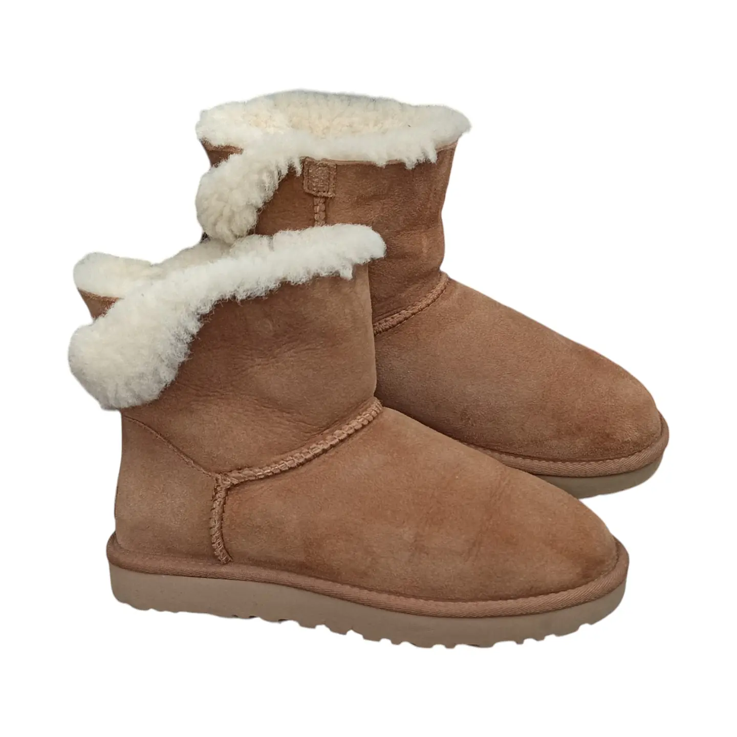 Bota UGG Modelo Mini Bailey Bow Sheepskin- Talla 37 4