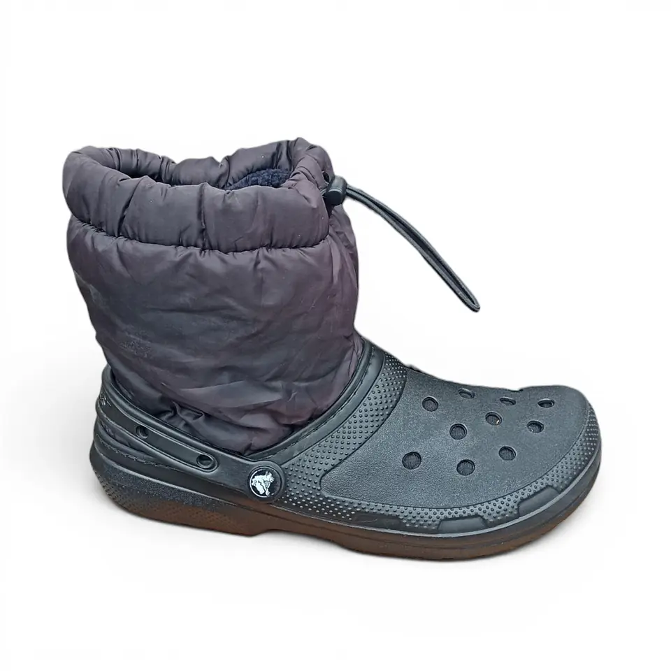 Botas Crocs Classic Lined Neo Puff Unisex - Talla 39 1