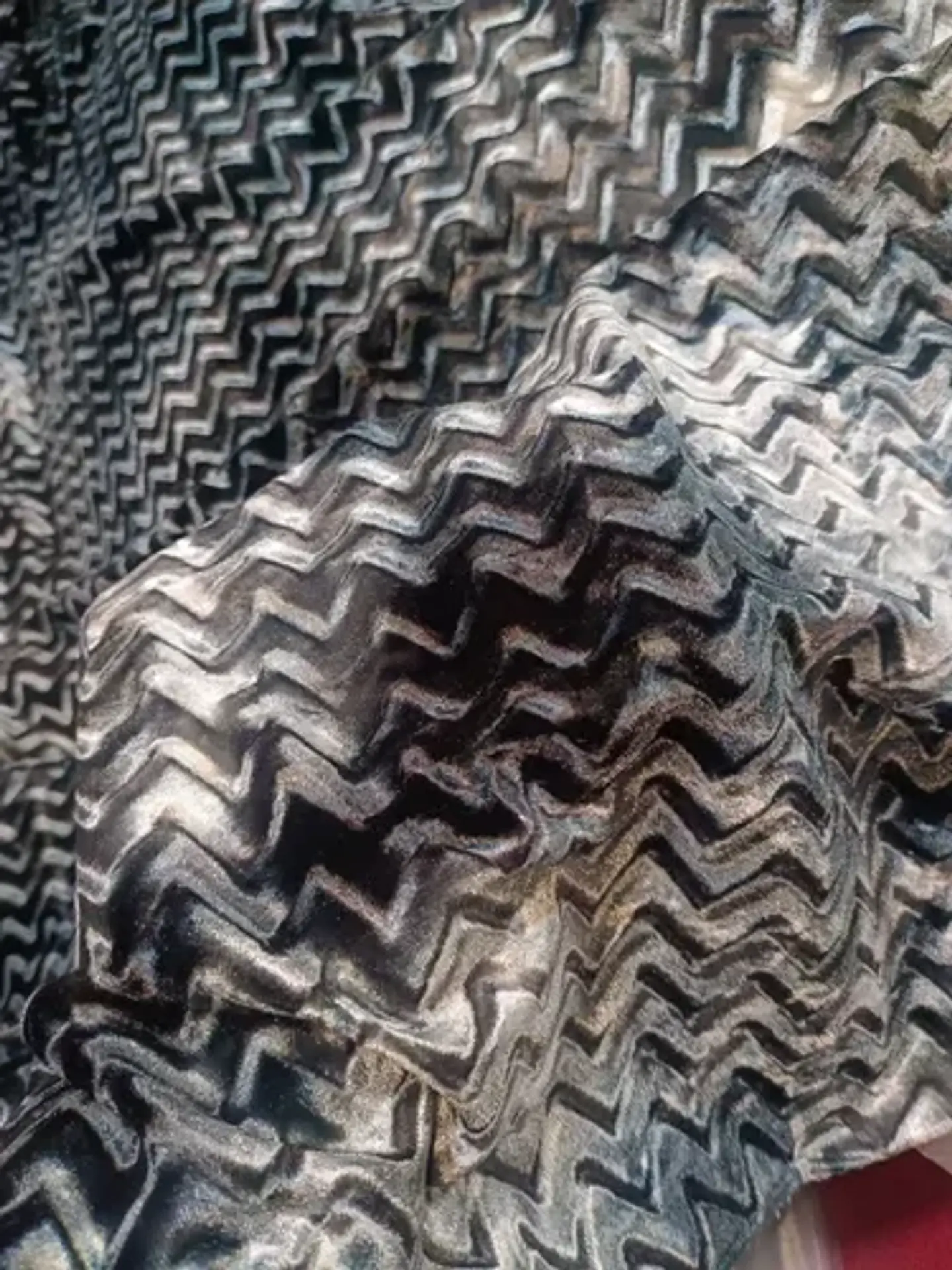 Tela Velvet Terciopelo Texturizado Zig Zag - Corte 1 Metro 1