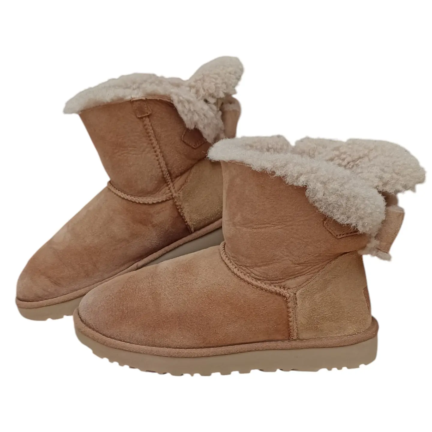 Bota UGG Modelo Naveah - Talla 39 2