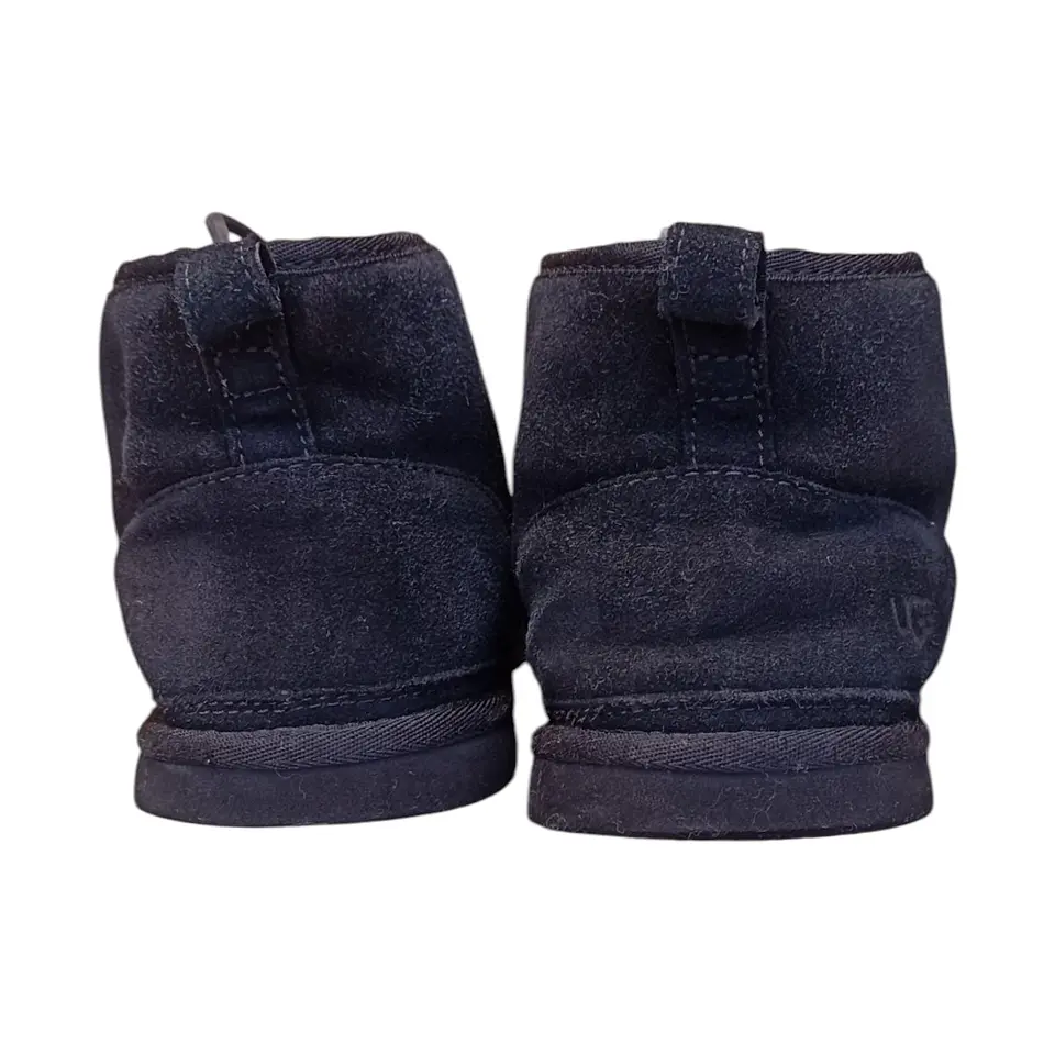 Botín Ugg Neumel Sheepskin Para Hombre - Talla 42 6