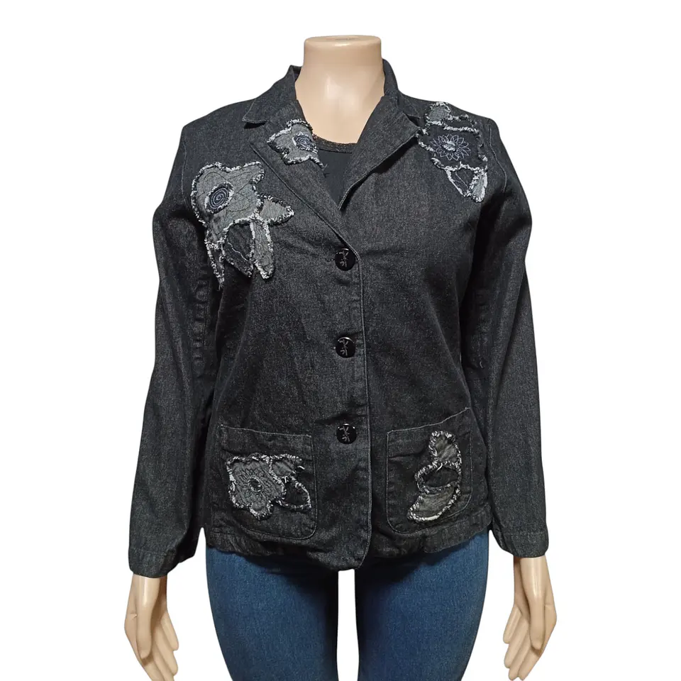 Chaqueta Tipo Blazer de Mezclilla Con Bordado Floral Talla XL - 2XL 4
