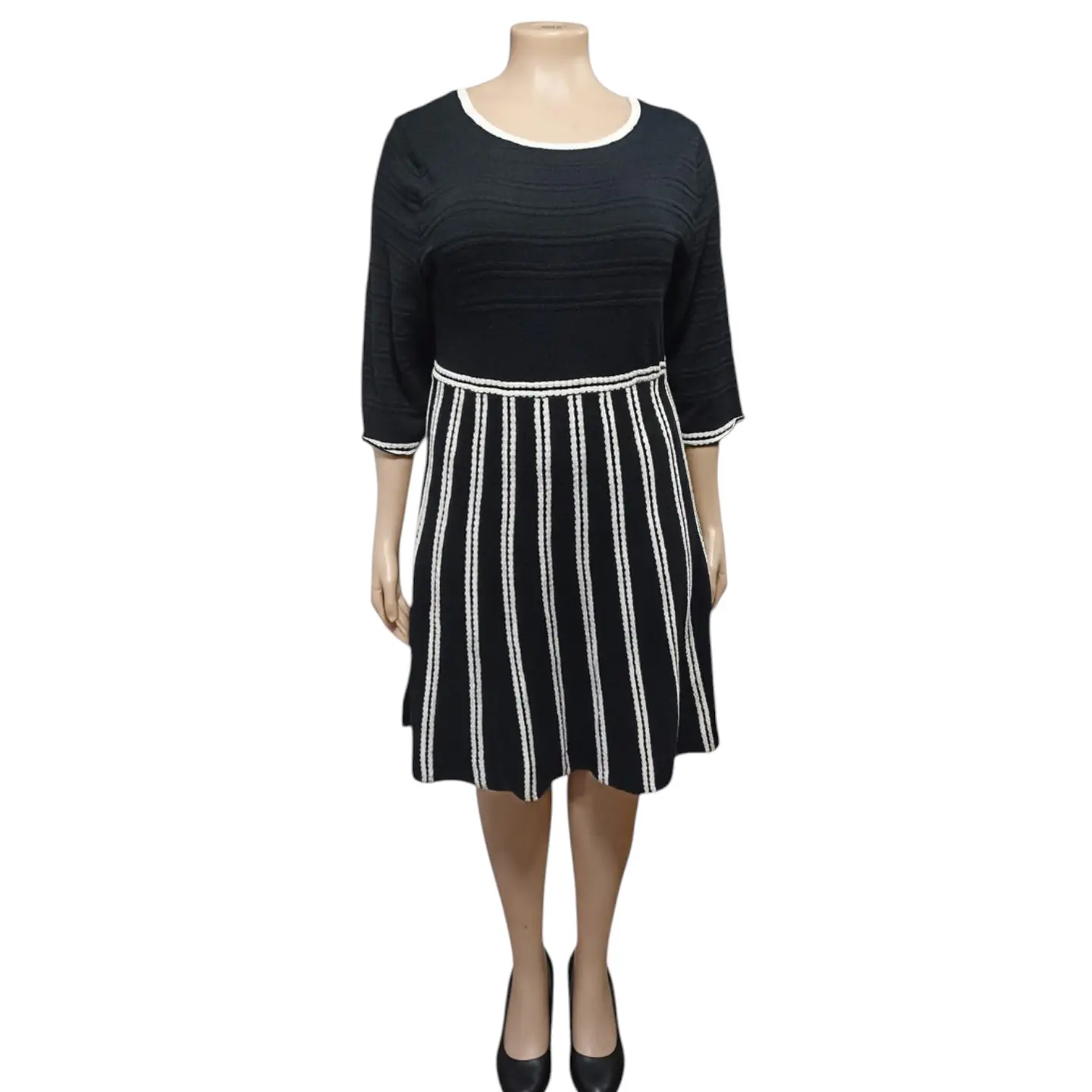 Vestido Tejido Acampanado Manga Corta - Talla Grande 3XL 2