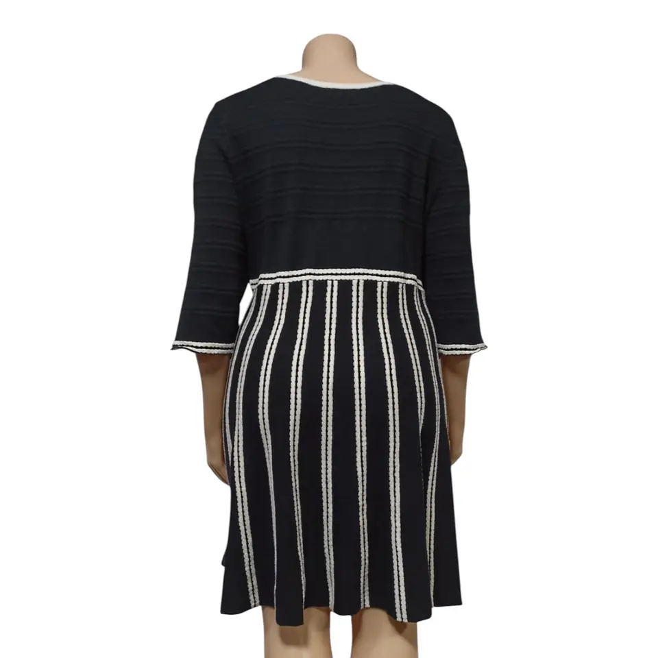 Vestido Tejido Acampanado Manga Corta - Talla Grande 3XL 5