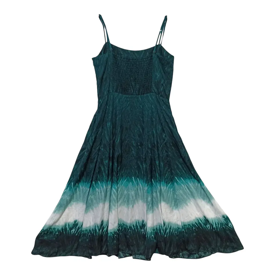Elegante Vestido Solero Verde con Degradado Talla S/M 8