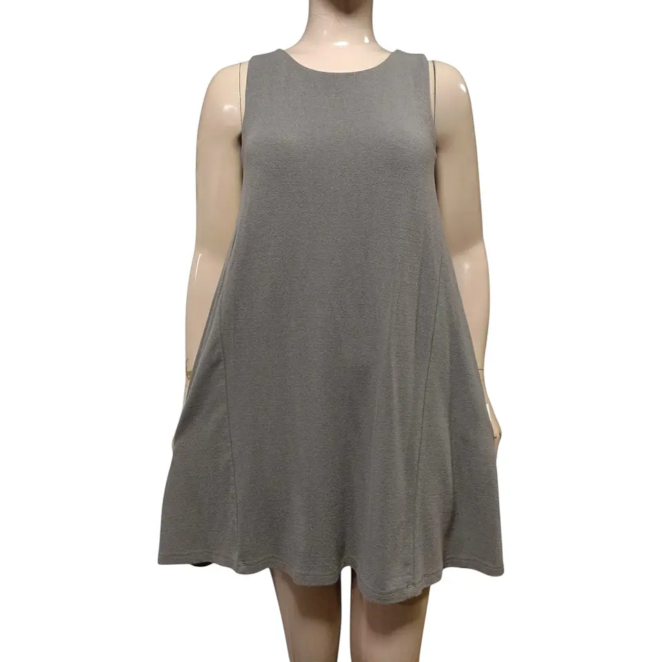 Vestido Holgado Sin Mangas Corte Evasé - Talla M 4