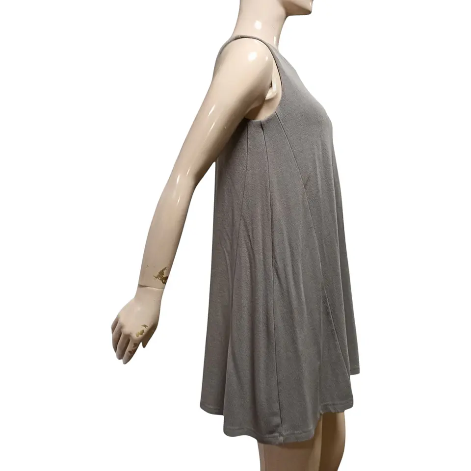 Vestido Holgado Sin Mangas Corte Evasé - Talla M 5